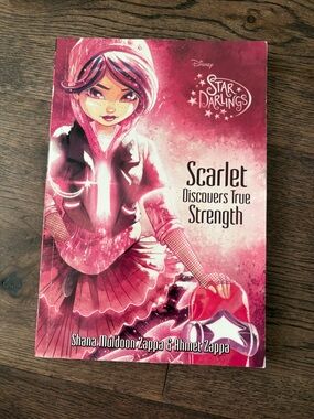 Star Darlings Scarlet Book